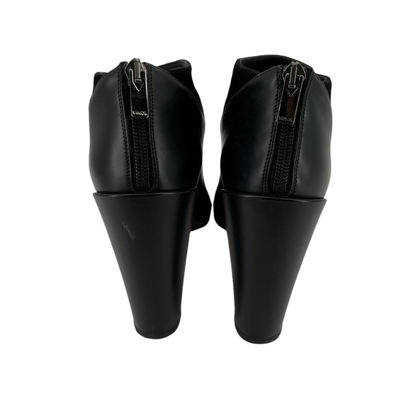 Vince. Women’s Black Suede and Leather Peep Toe Booties Size 7 1/2M - Picture 5 of 7